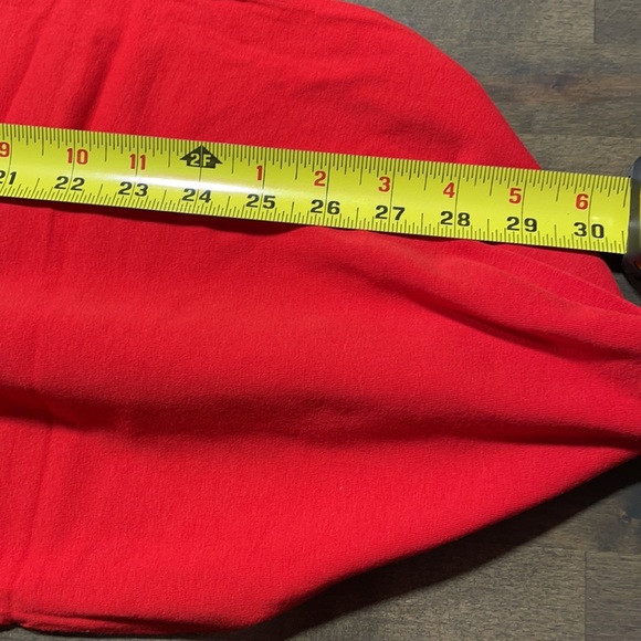 Kidcuteture Charcoal Flower on Apple Colored Pockets Scarf - Picture 3 of 6